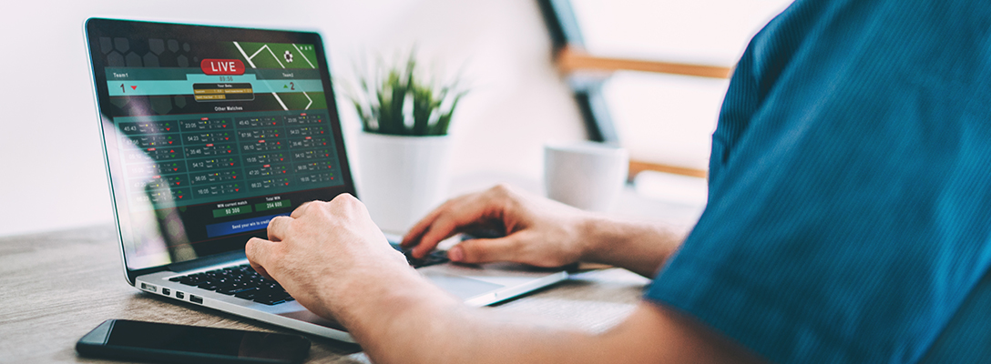 Secrets of successful online poker 23